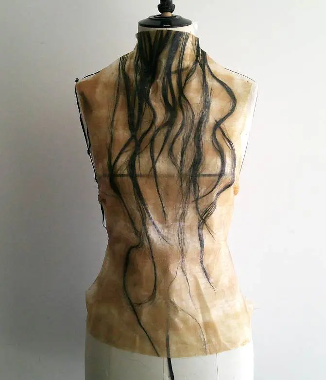 Hybridation sur mannequin d’atelier